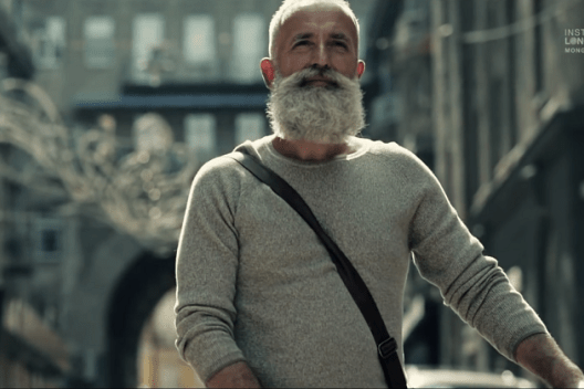 Seguradora discute preparo das cidades brasileiras para o p�blico 60